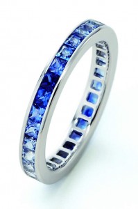 K18WG Blue sapphire